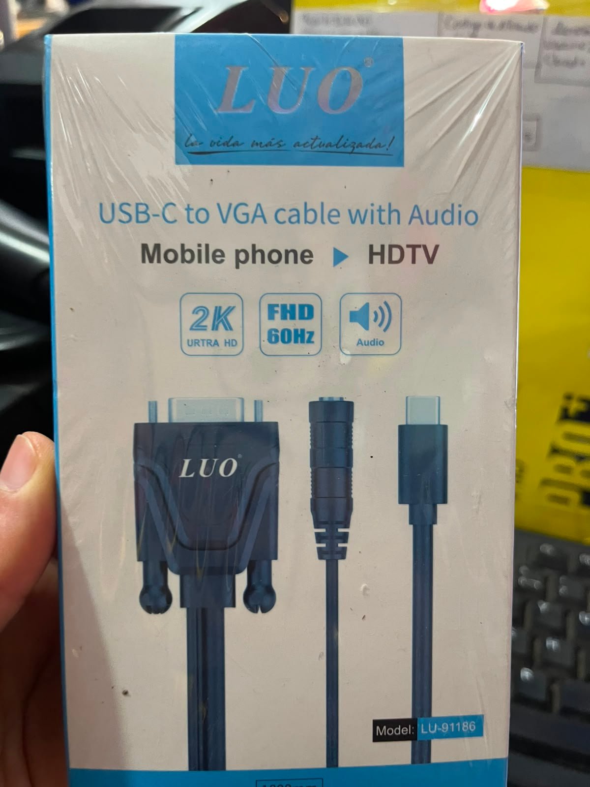 LUO USB -C TO VGA CABLE WITH AUDO  LU-91186